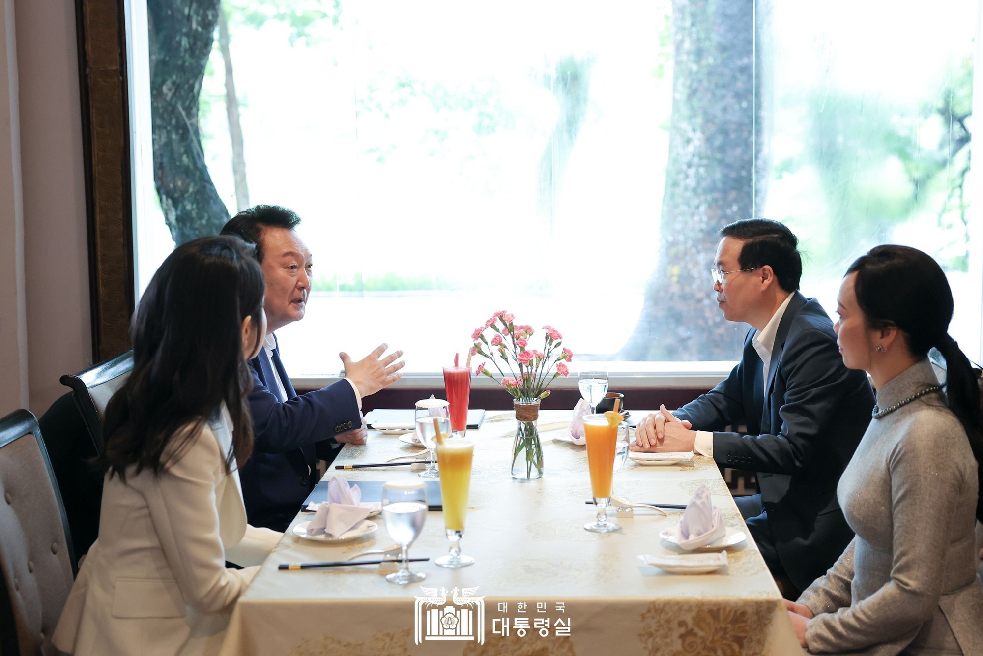 Tổng thống Yoon Suk Yeol mong Chủ tịch nước V&otilde; Văn Thưởng v&agrave; Phu nh&acirc;n sớm thăm H&agrave;n Quốc - Ảnh 3.