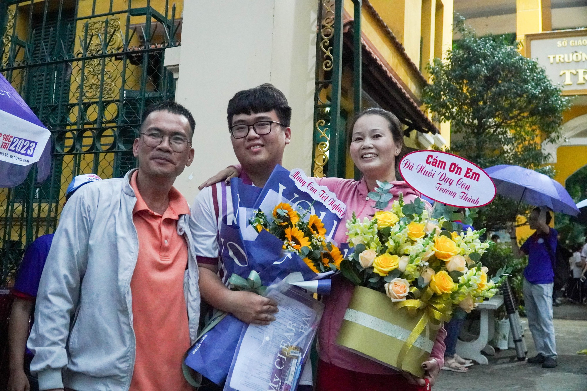 Kết th&uacute;c kỳ thi tốt nghiệp THPT: Th&iacute; sinh tự tin được điểm cao m&ocirc;n tiếng Anh - Ảnh 4.