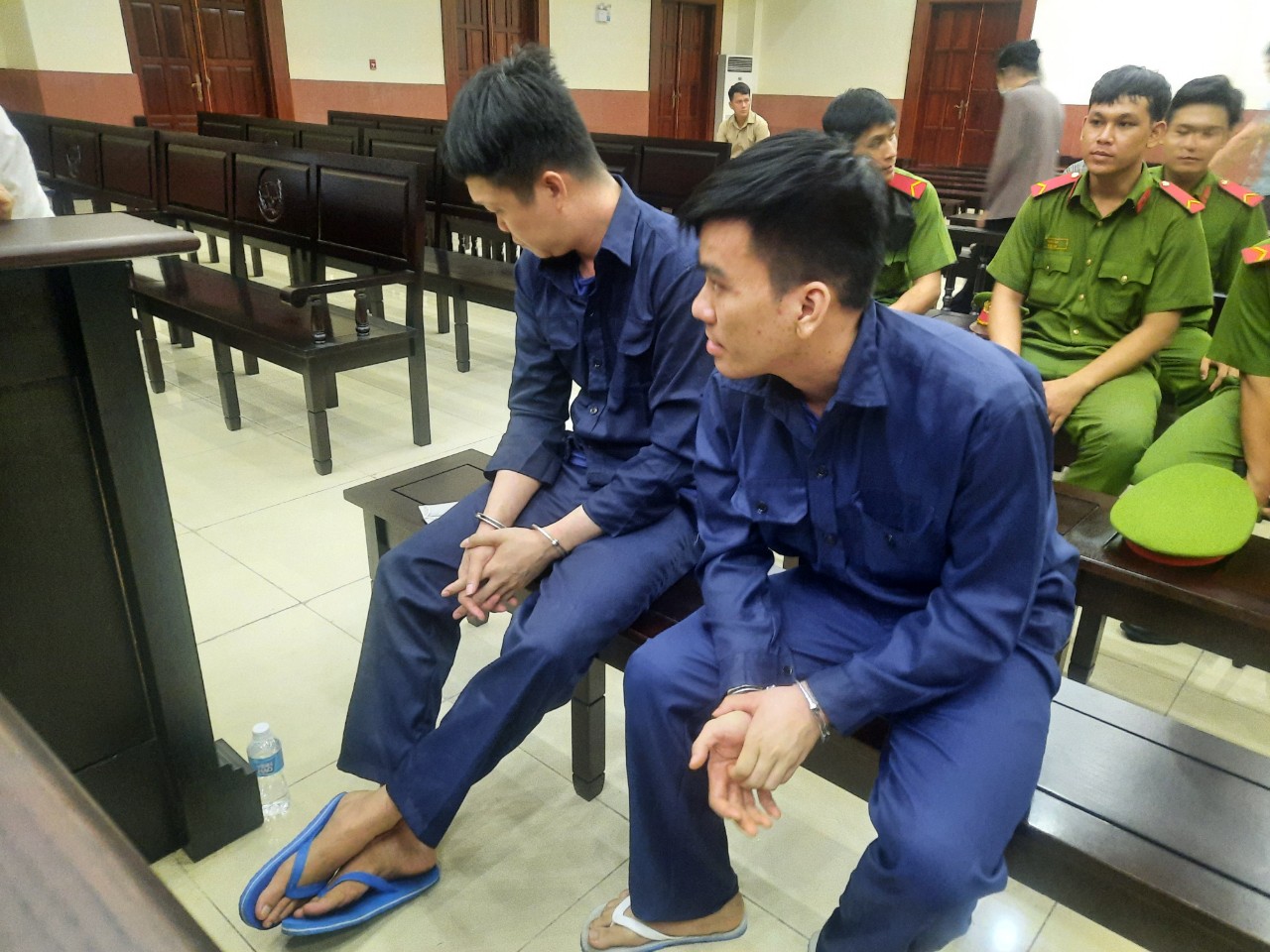 Bị hại đề nghị khoan dung với hung thủ, 2 bị cáo lĩnh án chung thân