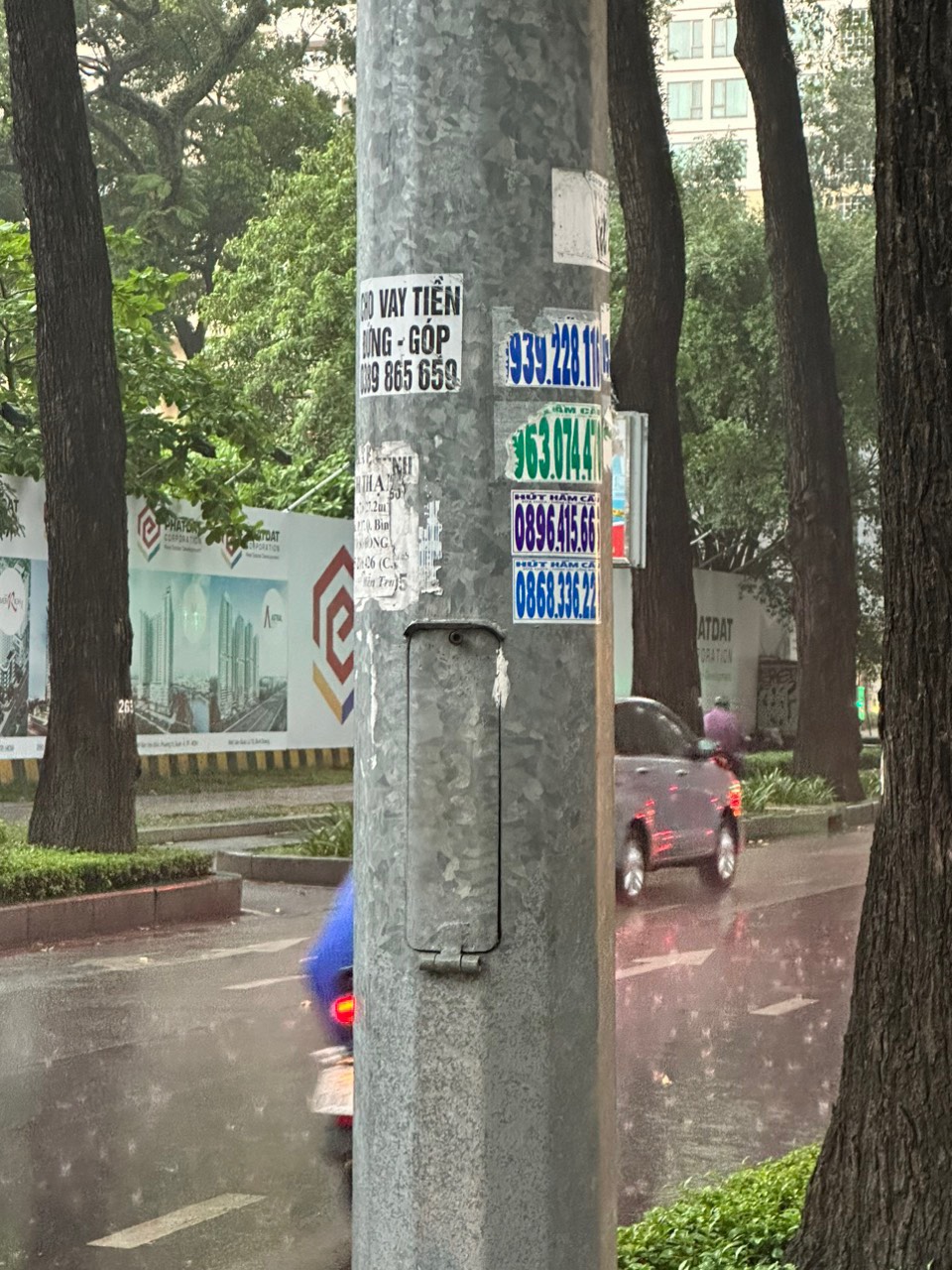 Người d&aacute;n quảng c&aacute;o h&uacute;t hầm cầu khai g&igrave; với c&ocirc;ng an? - Ảnh 5.