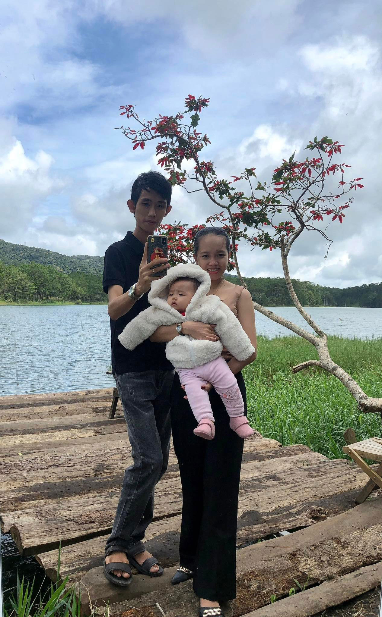 Bạn trẻ chăm chút hôn nhân - Ảnh 2.