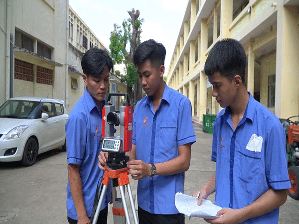 Một trường cao đẳng ở TP HCM c&oacute; 100% sinh vi&ecirc;n t&igrave;m được việc sau 6 th&aacute;ng tốt nghiệp