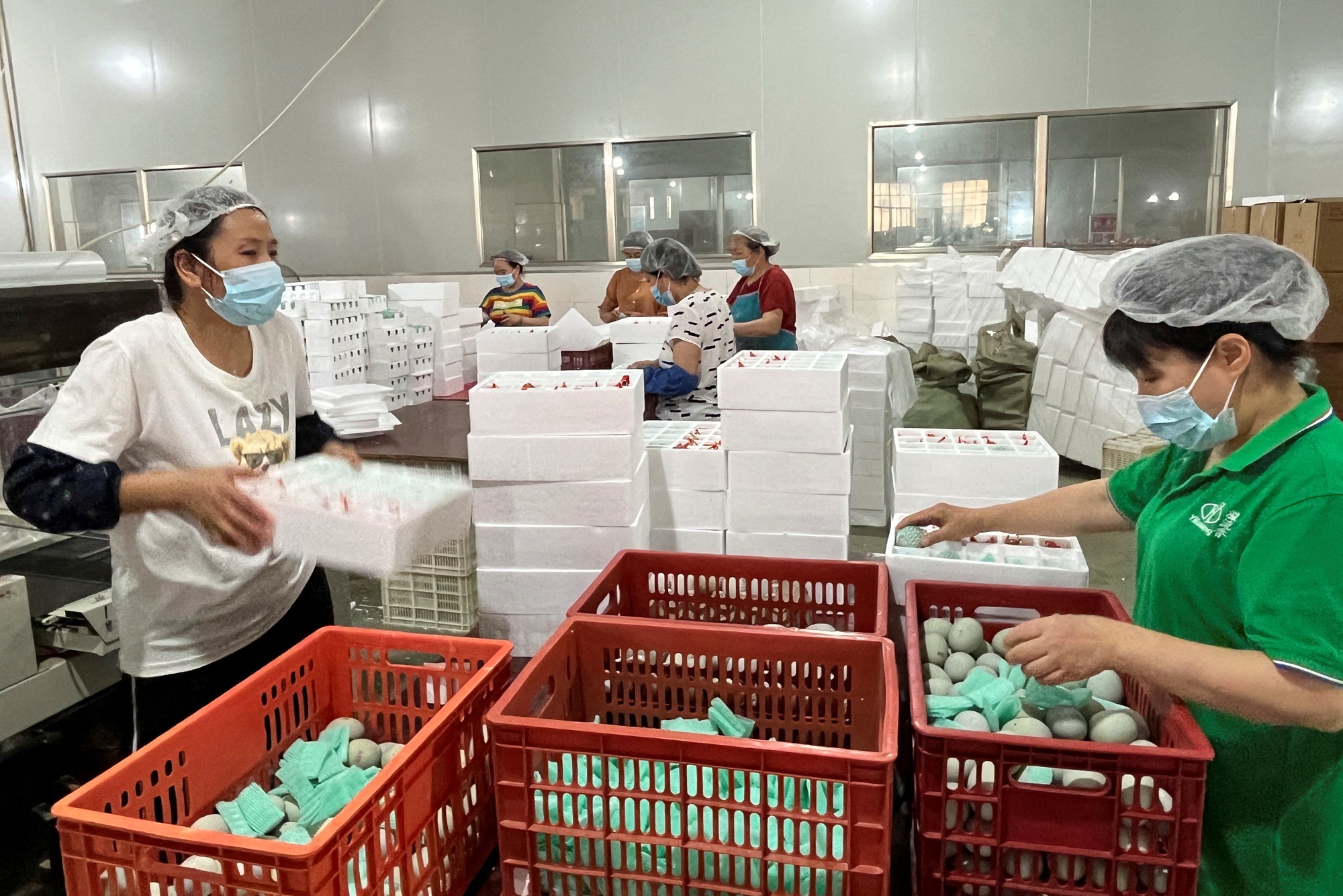 Trung Quốc mất đ&agrave; tăng trưởng - Ảnh 1.