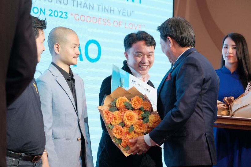 Lộ diện chủ nhân các giải thưởng cuộc thi Thiết kế Toàn cầu “Tượng Nữ thần Tình yêu”