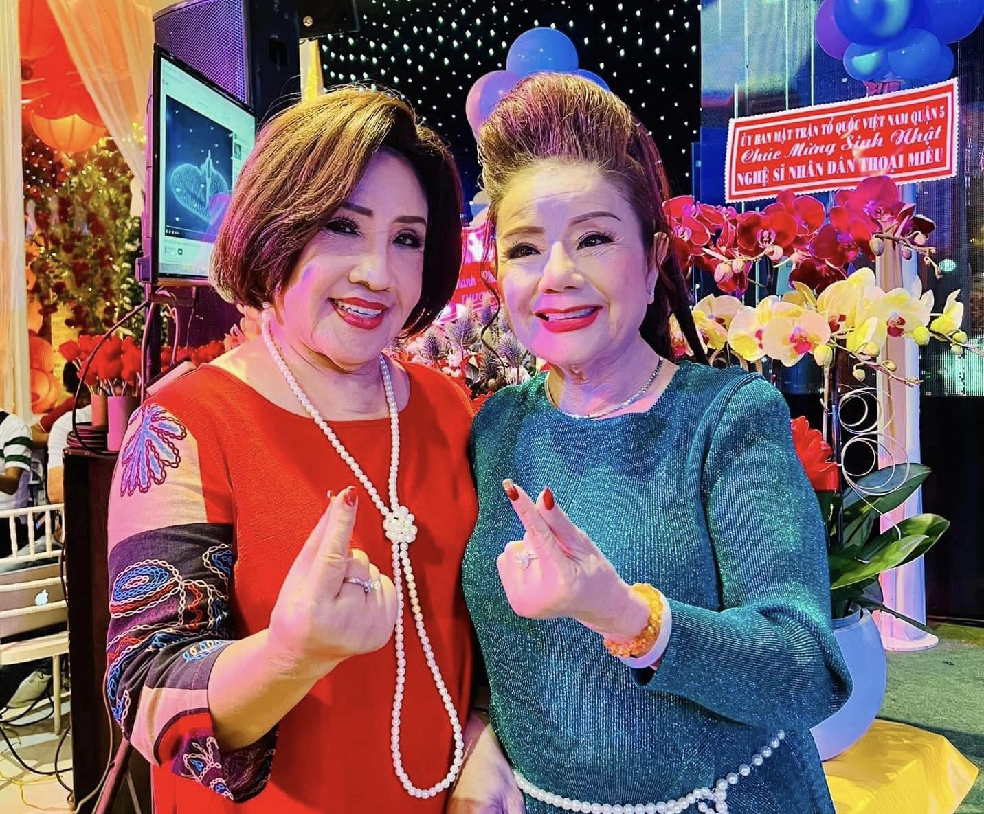 NSND Lệ Thủy "kể xấu" NSND Thoại Miêu trong ngày sinh nhật
