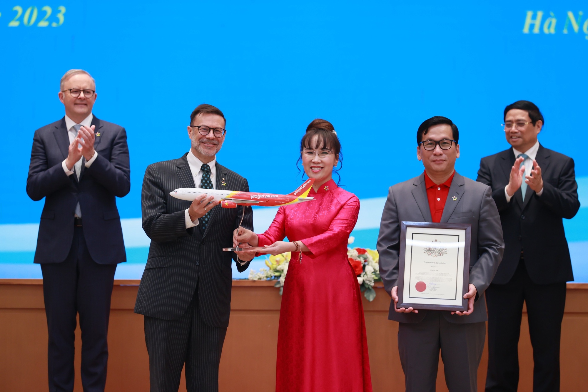 Khai trương hai đường bay thẳng tới Úc của Vietnam Airlines, Vietjet