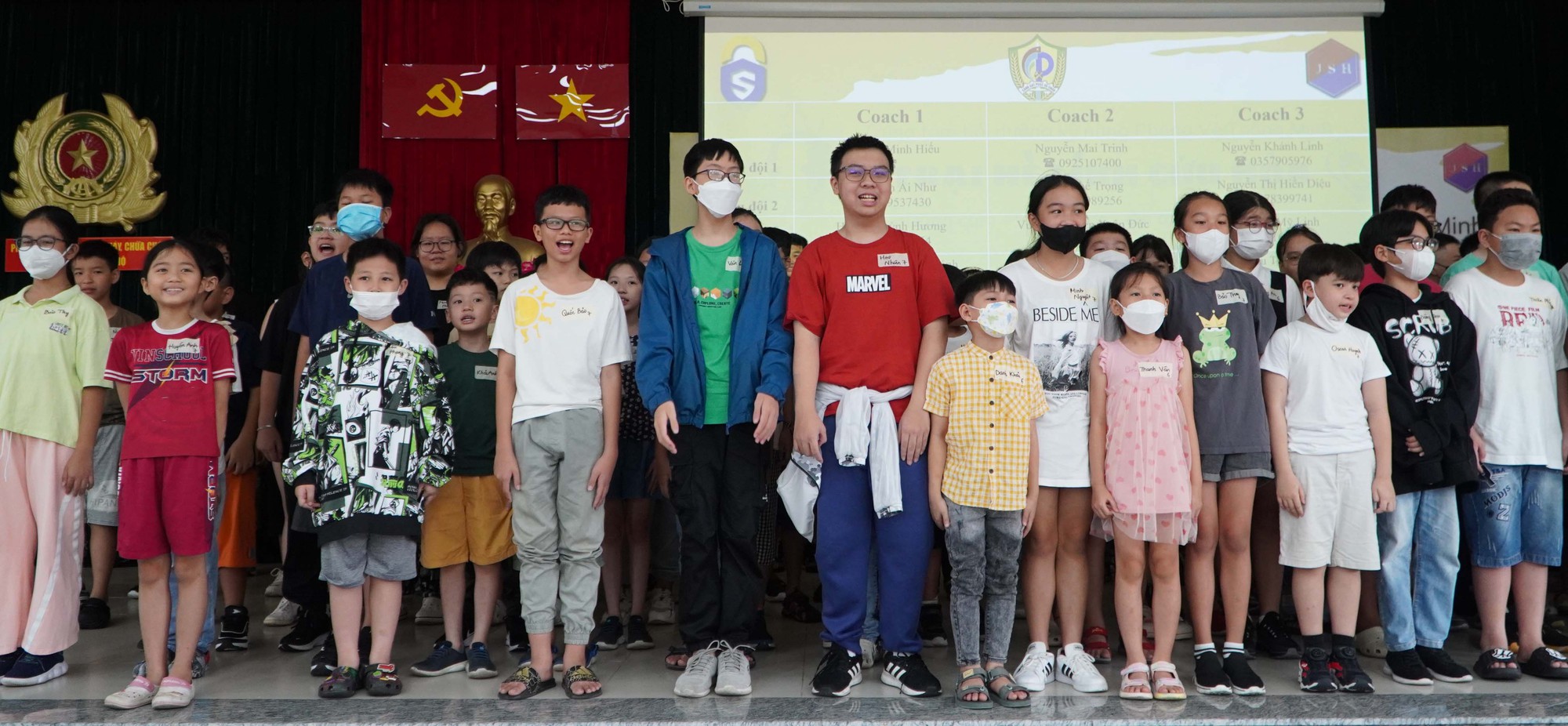 Mẹ về mạnh khỏe, con ở lại làm lính cứu hỏa - Ảnh 3.