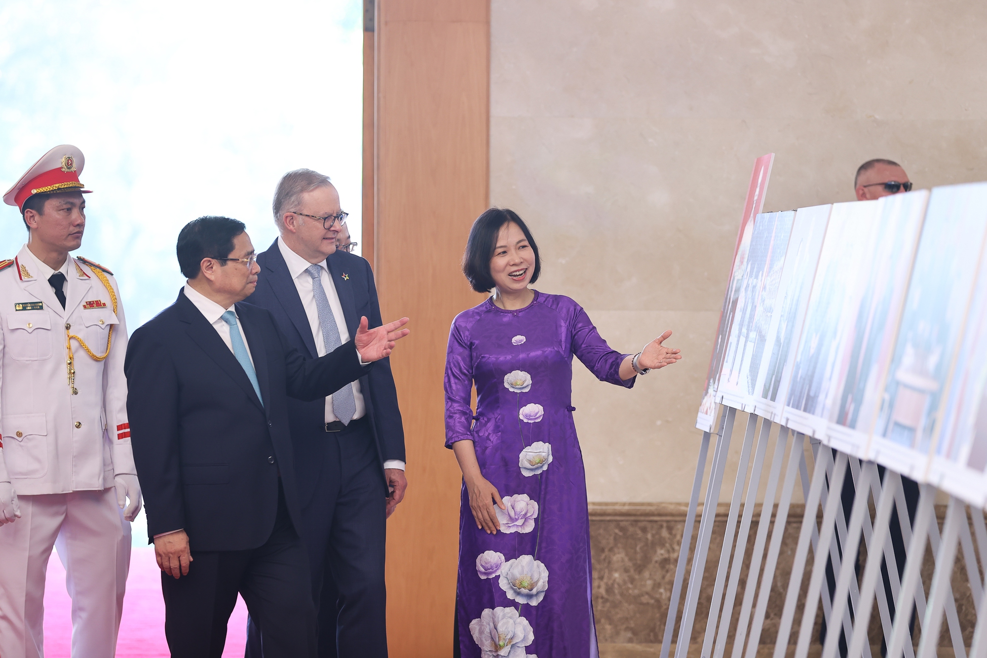 Cận cảnh Thủ tướng Phạm Minh Chính chủ trì lễ đón Thủ tướng Úc - Ảnh 13.
