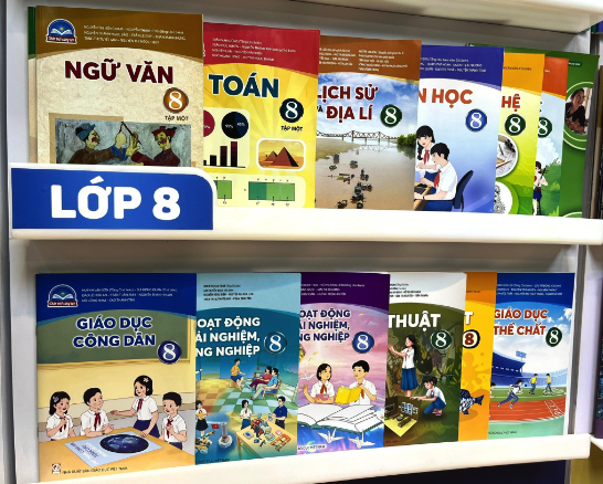 Bộ trưởng Nguyễn Kim Sơn n&oacute;i g&igrave; về việc chi 100 tỉ ph&aacute;t triển thị trường v&agrave; tập huấn SGK? - Ảnh 3.