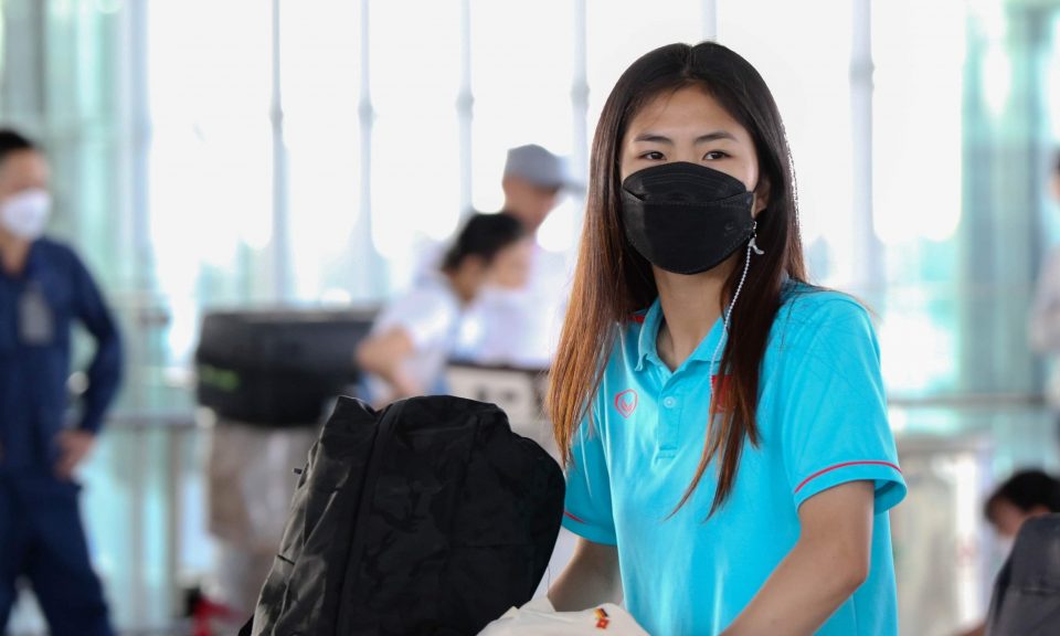 Tuyển nữ Việt Nam lên đường chuẩn bị đối đầu tuyển Đức