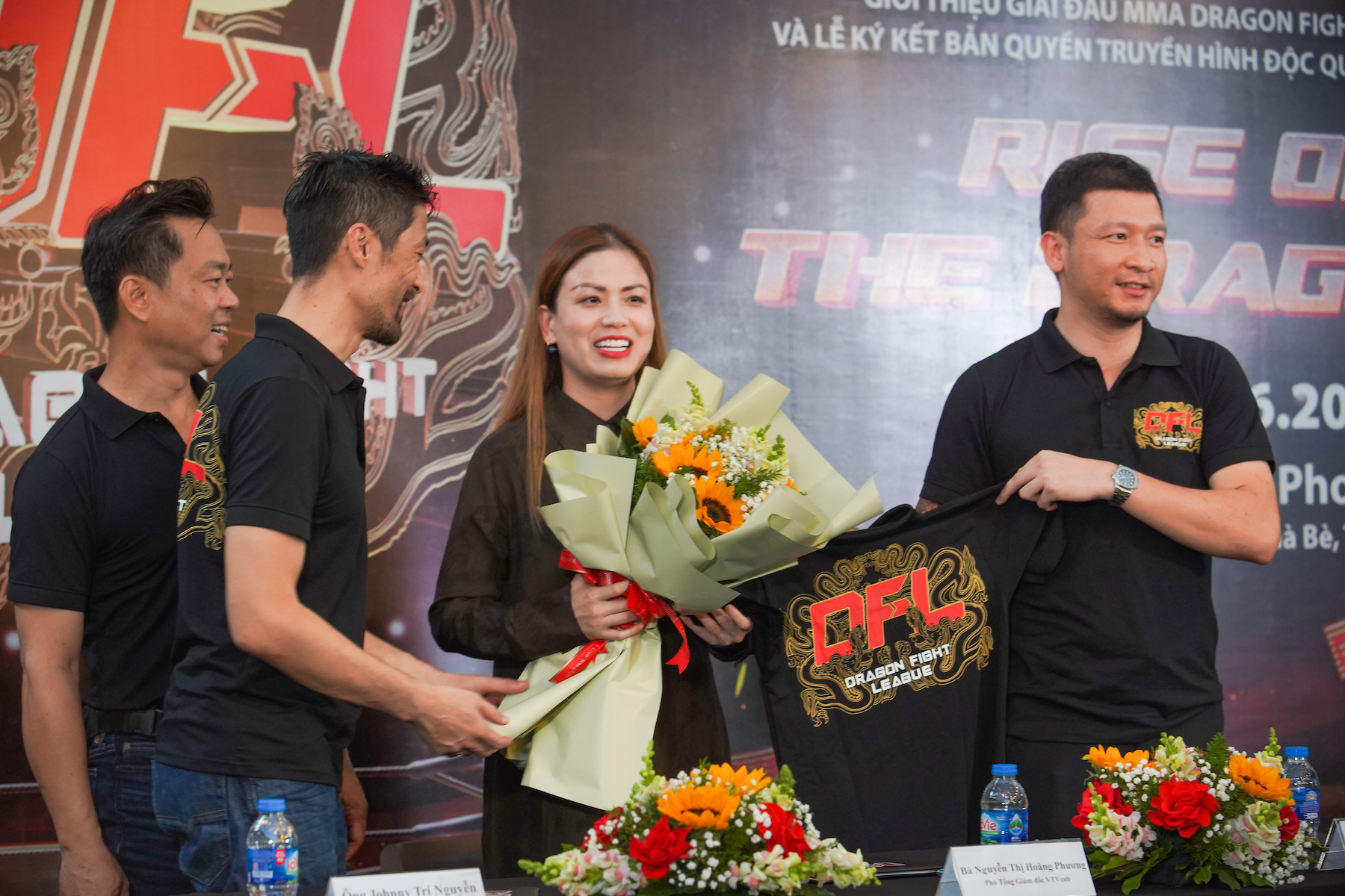 Johnny Tr&iacute; Nguyễn dốc t&acirc;m huyết tổ chức Giải MMA Dragon Fight League - Ảnh 6.