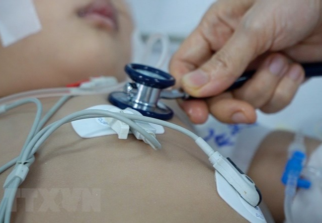 Tháng 7 sẽ có thêm thuốc điều trị tay chân miệng