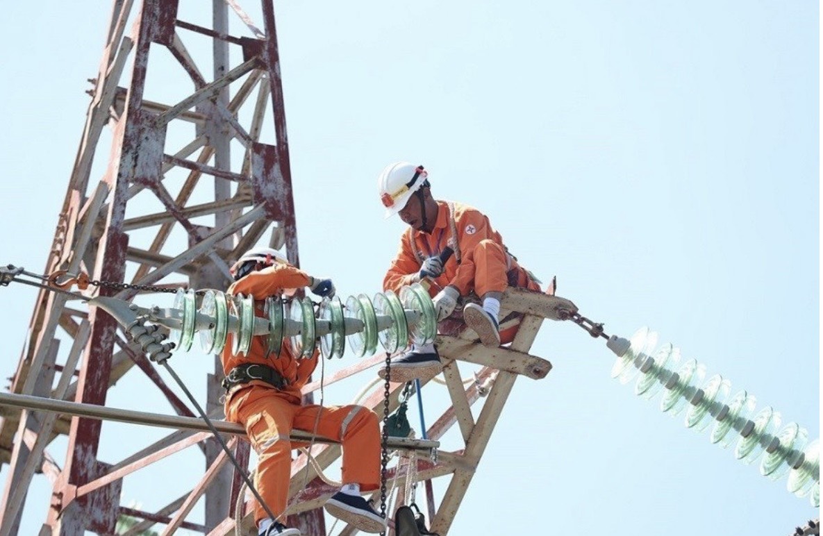 EVN lỗ hơn 20,7 ngàn tỉ đồng năm 2022, kiểm toán nêu lý do