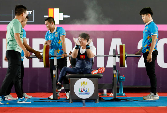Cử tạ Việt tỏa s&aacute;ng tại ASEAN Para Games - Ảnh 1.