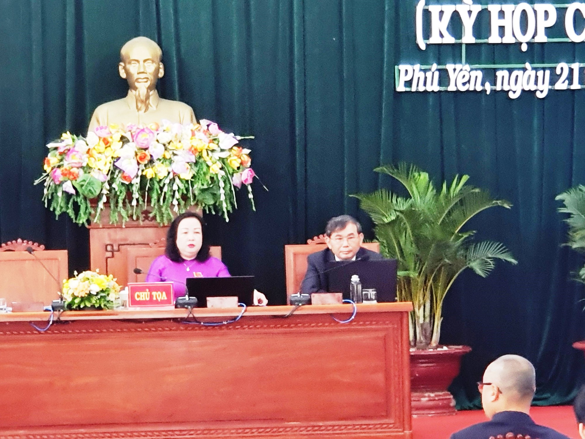 Sau kỷ luật, Phó Chủ tịch HĐND tỉnh Phú Yên về làm Phó chánh văn phòng Đoàn ĐBQH và HĐND tỉnh