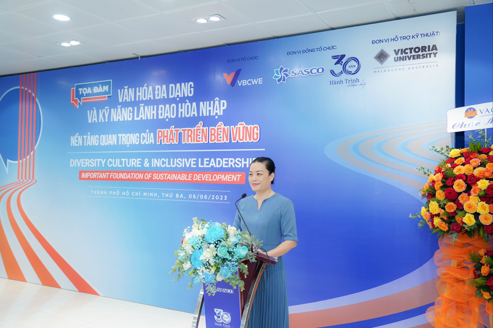 Văn h&oacute;a đa dạng v&agrave; kỹ năng l&atilde;nh đạo h&ograve;a nhập - Nền tảng quan trọng của ph&aacute;t triển bền vững - Ảnh 1.