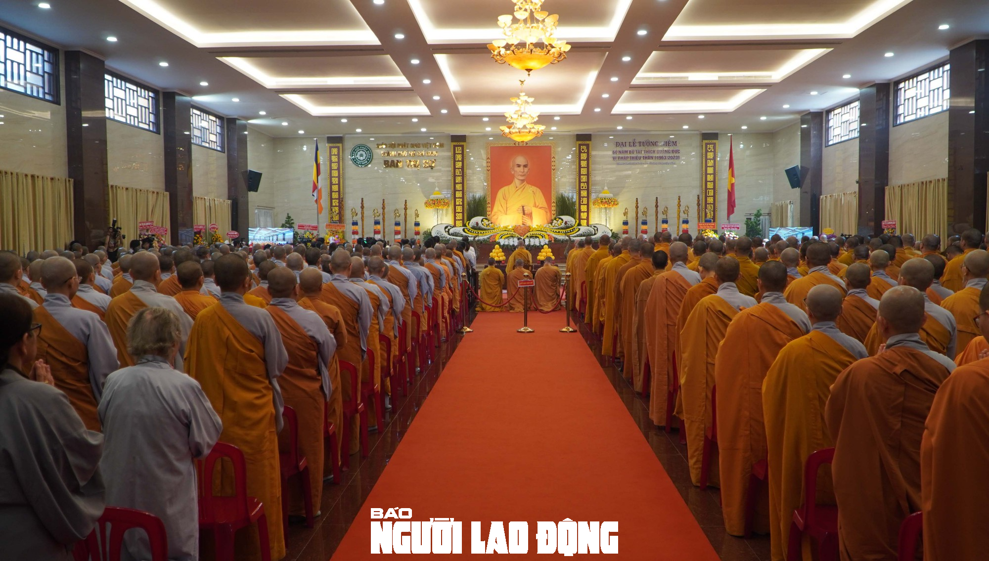 Tưởng niệm 60 năm Bồ t&aacute;t Th&iacute;ch Quảng Đức vị ph&aacute;p thi&ecirc;u th&acirc;n - Ảnh 3.