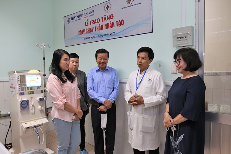 Những ông bà chủ “kỳ lạ”: Bóng hồng làm cơ khí, thưởng vàng cho công nhân- Ảnh 9.
