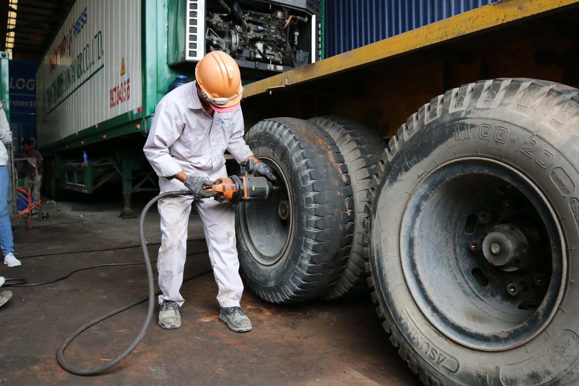 Những ông bà chủ “kỳ lạ”: Bóng hồng làm cơ khí, thưởng vàng cho công nhân- Ảnh 4.