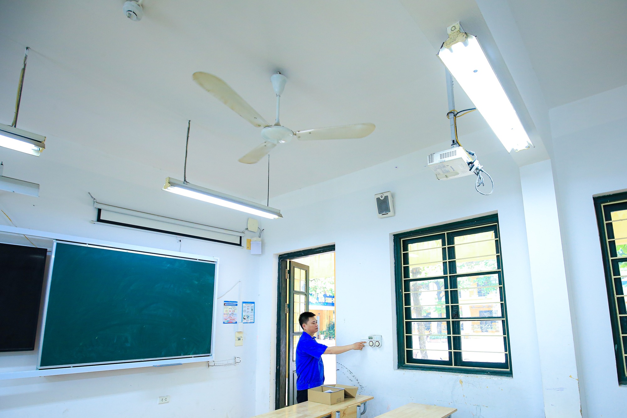 Tất bật chuẩn bị cho cho kỳ thi "nóng" nhất ở Hà Nội