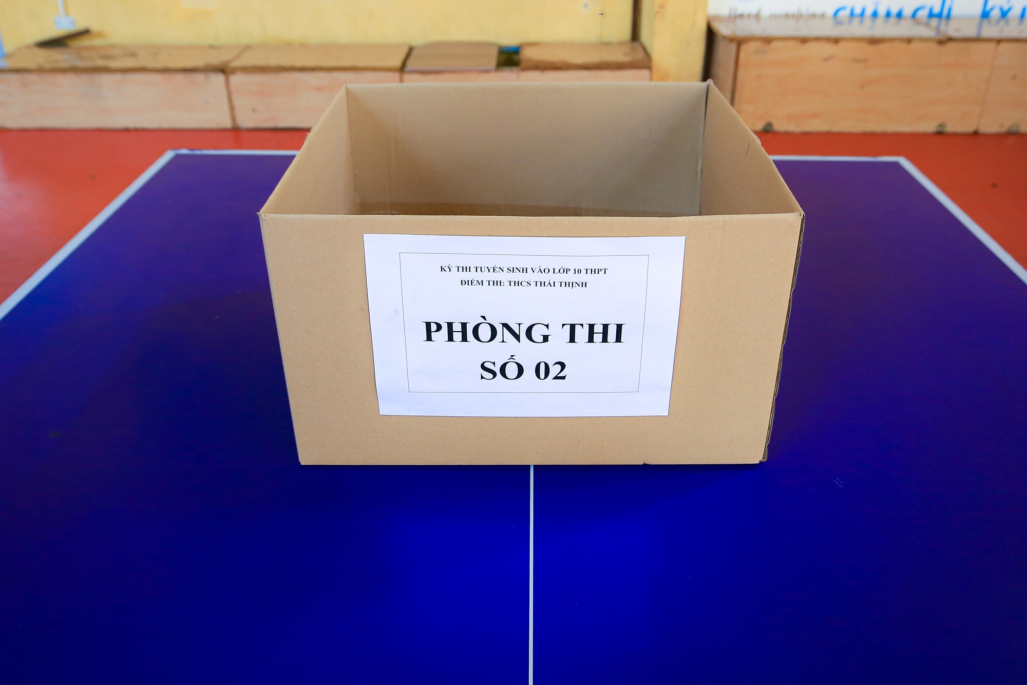 Tất bật chuẩn bị cho cho kỳ thi n&oacute;ng nhất ở H&agrave; Nội - Ảnh 14.