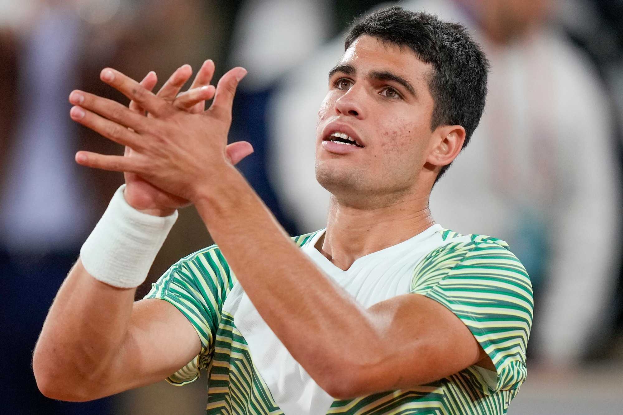 Roland Garros 2023: Djokovic vào chung kết, Alcaraz gục ngã vì quá tải
