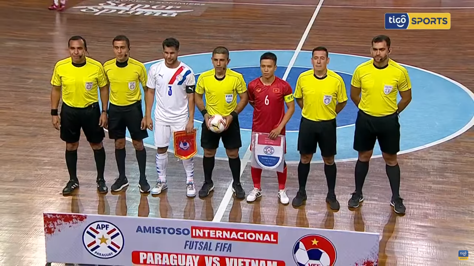 Futsal Việt Nam thất bại ở trận giao hữu cuối cùng với Paraguay