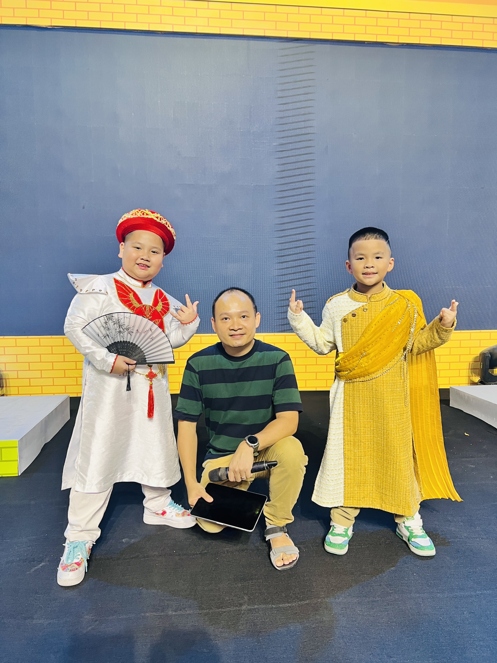 Hậu Ho&agrave;ng h&oacute;a Trạng Hồng l&agrave;m MC &ldquo;Trạng nguy&ecirc;n nh&iacute;&rdquo; 3 - Ảnh 3.