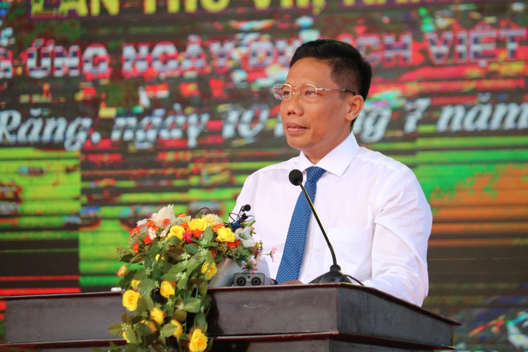 Nhiều hoạt động s&ocirc;i nổi tại Ng&agrave;y hội du lịch Văn h&oacute;a chợ nổi C&aacute;i Răng - Ảnh 1.