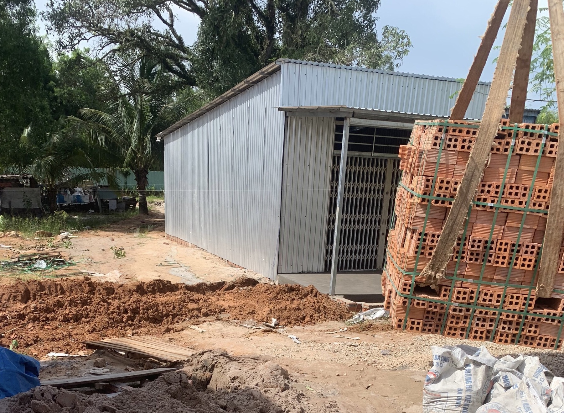 Một người từng làm việc tại văn phòng công chứng ở Phú Quốc bị tố giác - Ảnh 2.