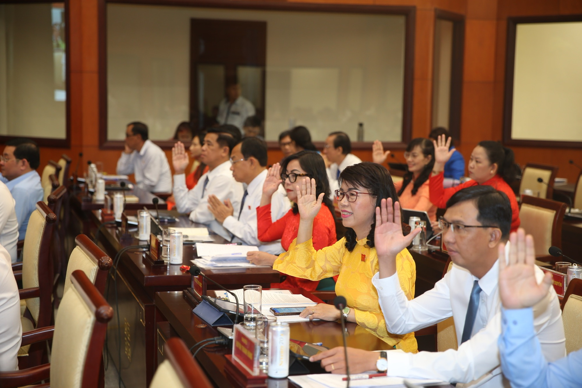 HĐND TP HCM vừa thông qua nghị quyết về triển khai thực hiện Nghị quyết 98
