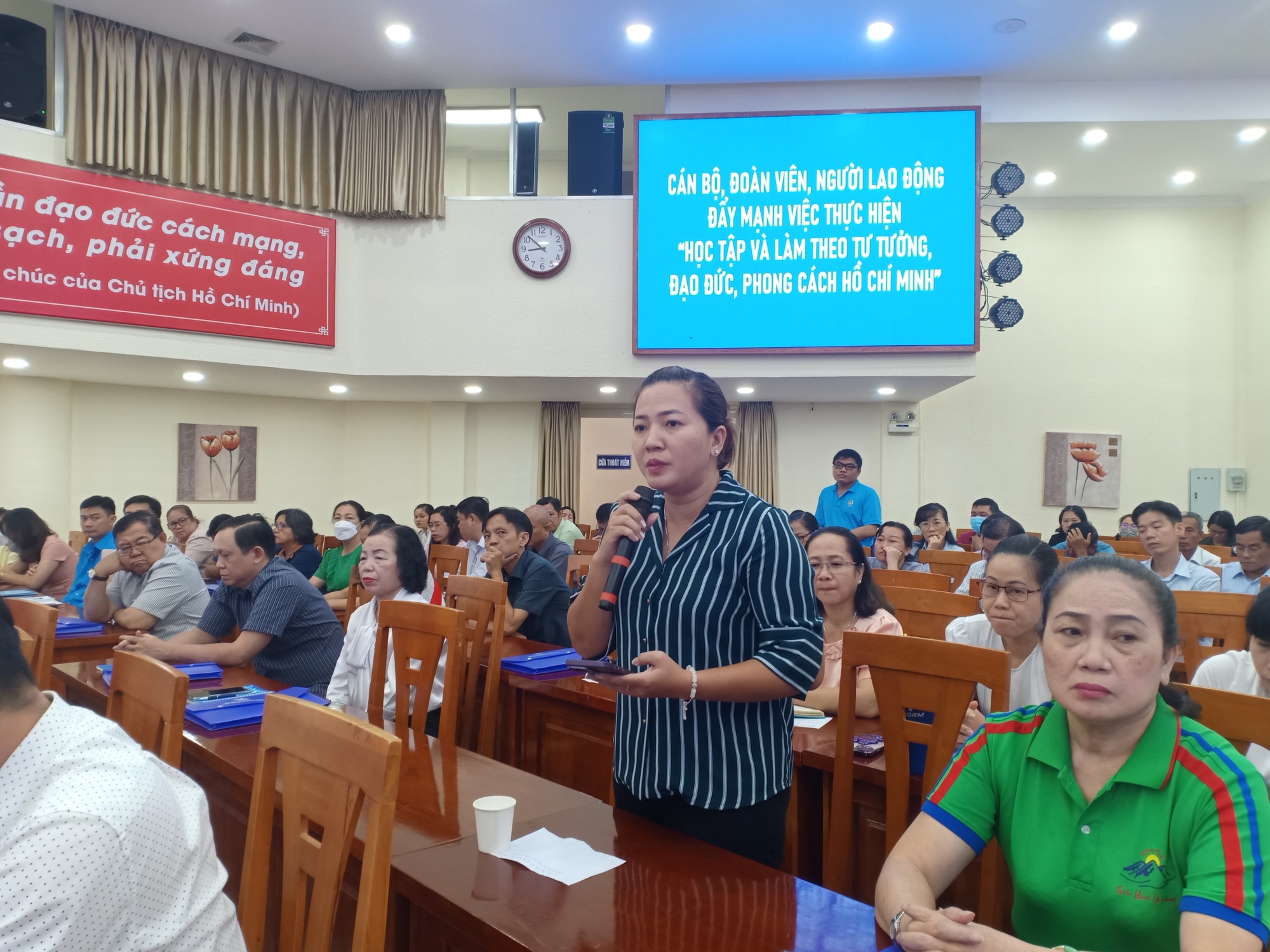 Người lao động khó tiếp cận nhà ở xã hội