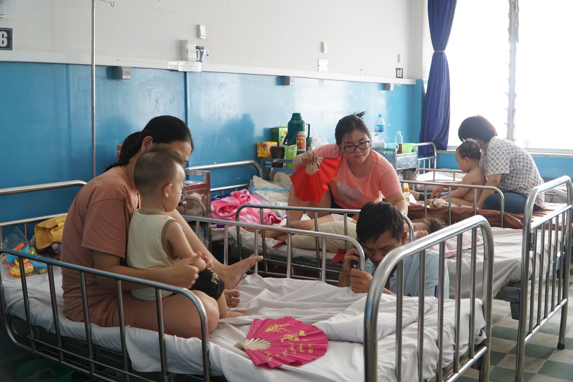 TP HCM: Ca bệnh tay chân miệng nặng tăng cao