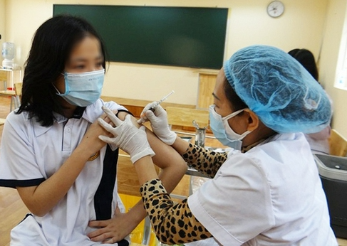 Dịch COVID-19 hôm nay: Ca nhiễm mới tăng, không còn bệnh nhân nặng