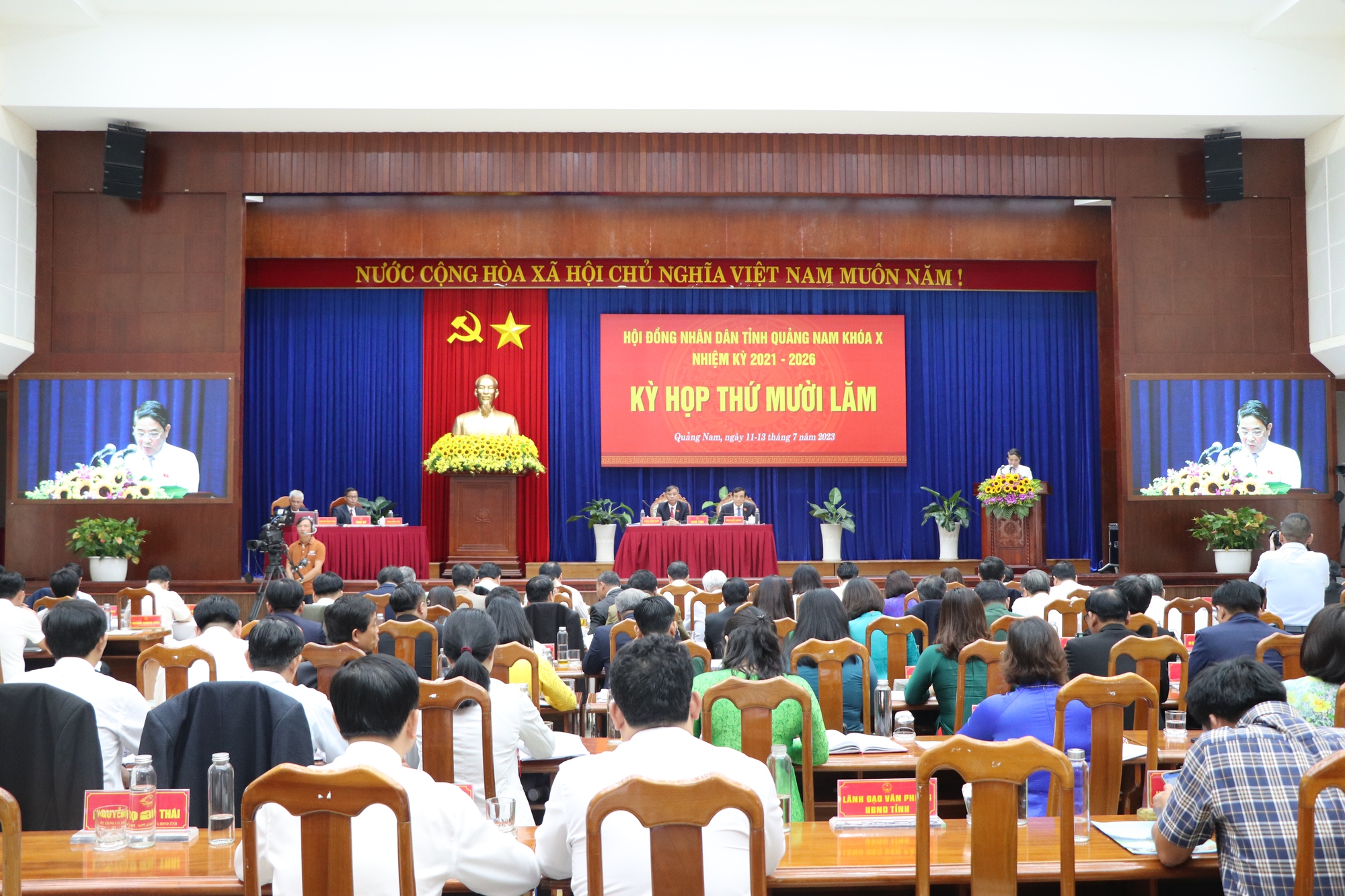 Quảng Nam sẽ hỗ trợ tiền cho cán bộ dạng luân chuyển, điều động