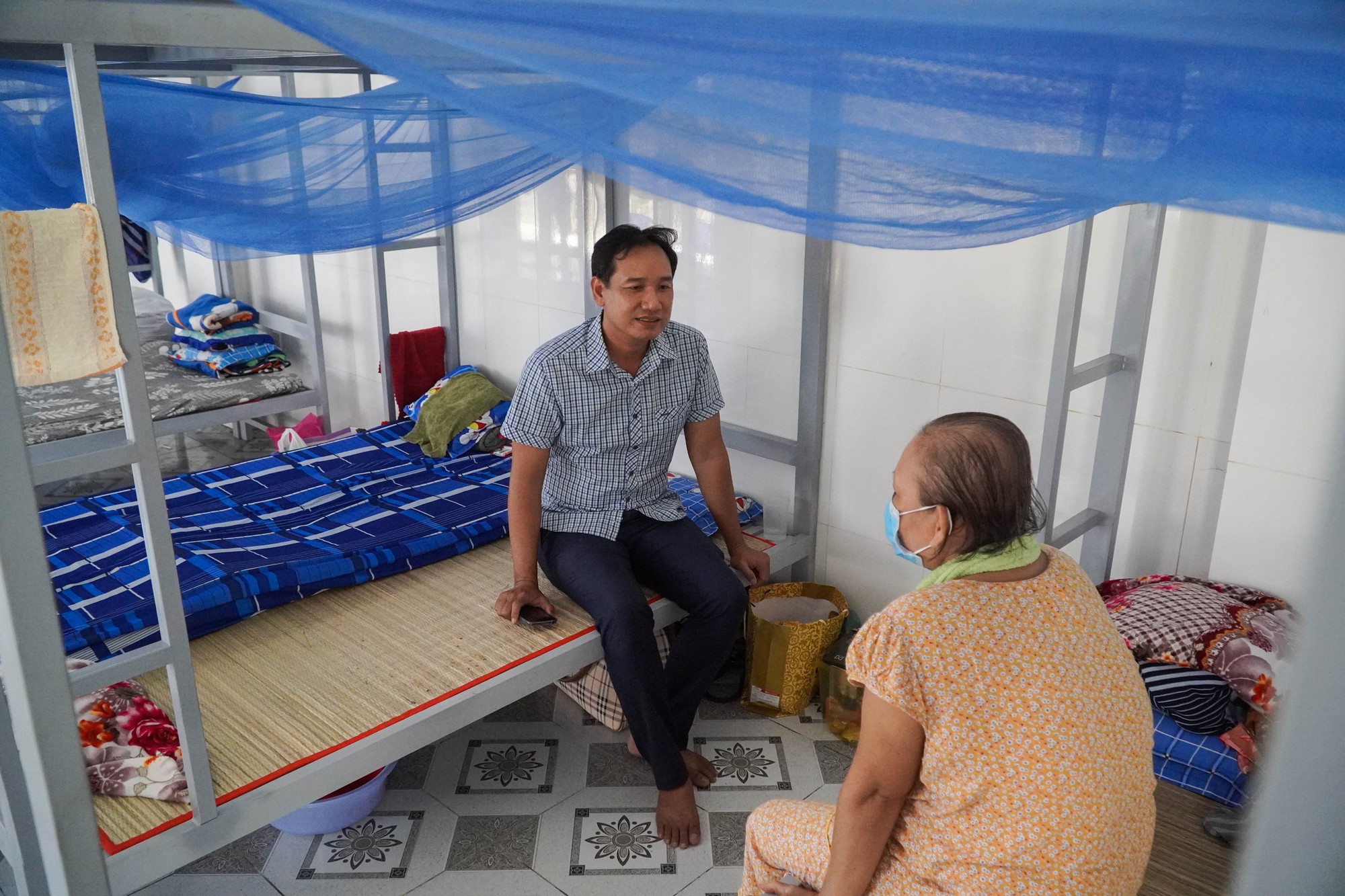 [eMagazine] - Bỏ &ldquo;tiền t&uacute;i&rdquo; x&acirc;y nh&agrave; t&igrave;nh thương cho bệnh nh&acirc;n ngh&egrave;o- Ảnh 12.