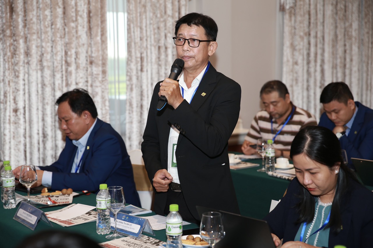 Nhiều vấn đề n&oacute;ng xoay quanh việc chuyển đổi số - Ảnh 5.
