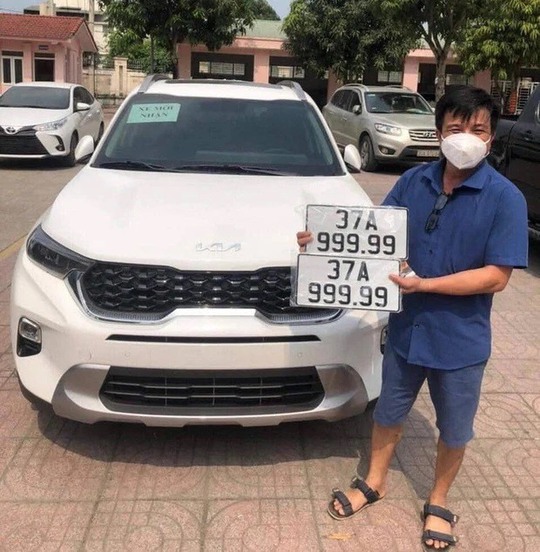 Từ ng&agrave;y 15-8, đăng k&yacute; xe, đấu gi&aacute; biển số xe c&oacute; g&igrave; mới? - Ảnh 1.