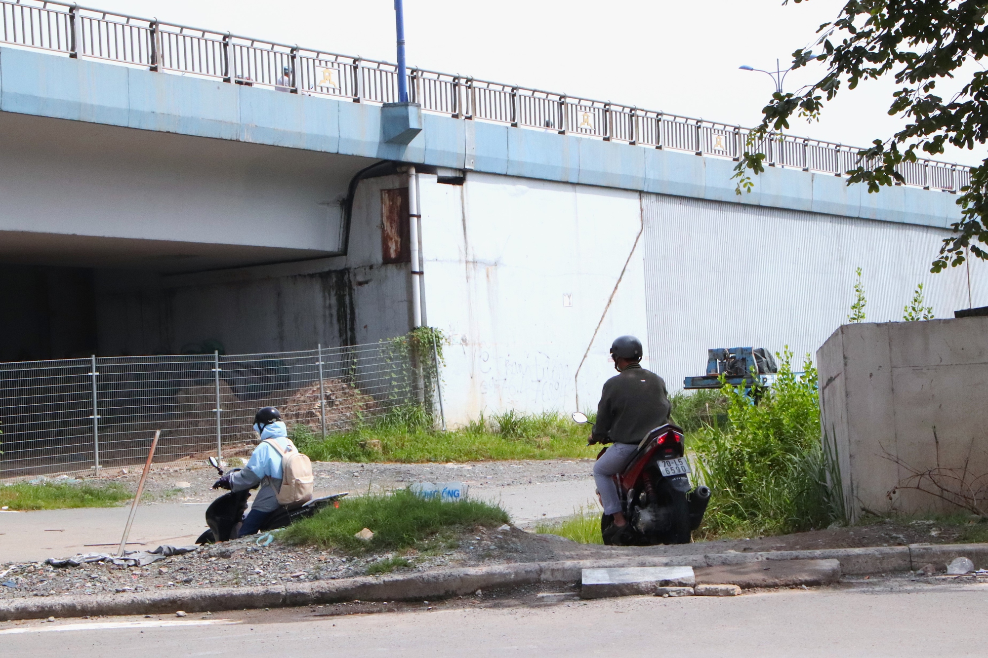 Thu phí ở xa lộ Hà Nội: Cần hài hòa lợi ích!