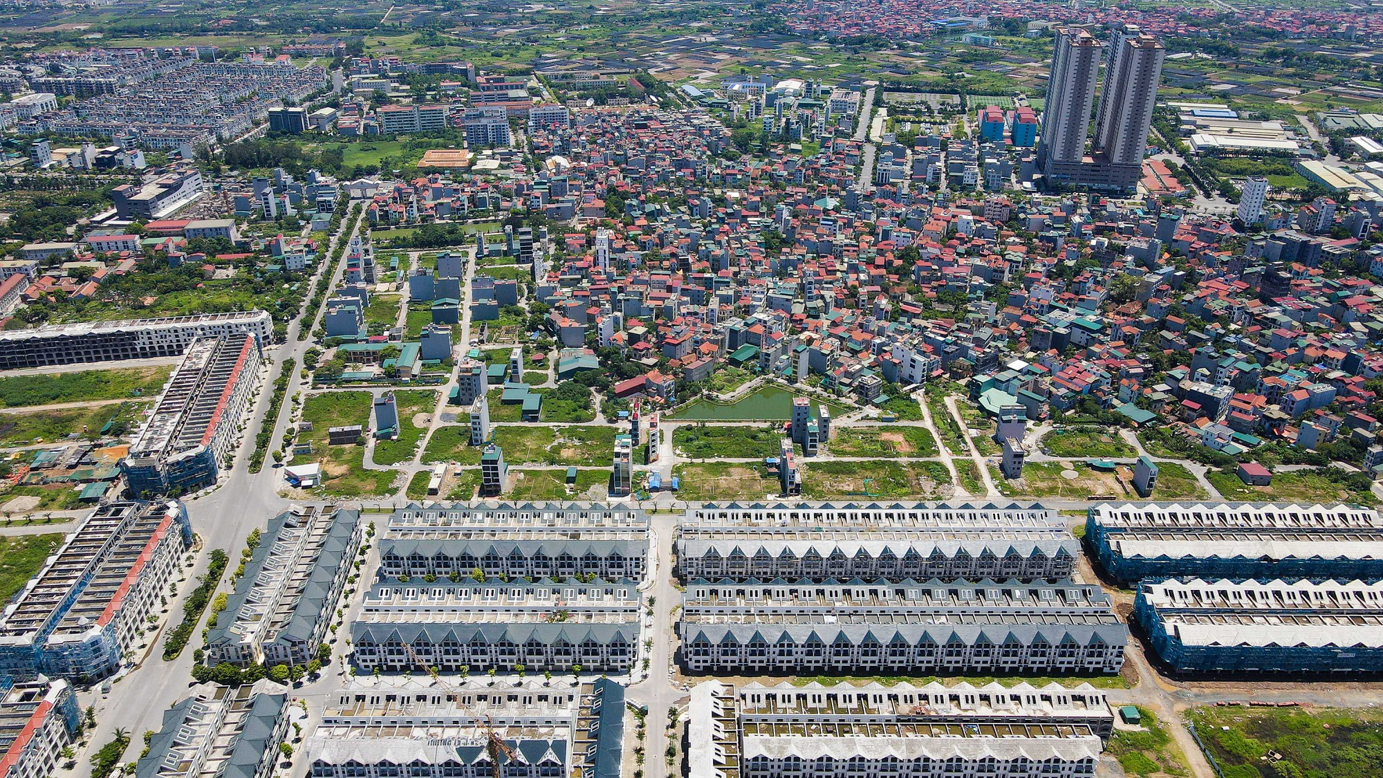 B&ecirc;n trong khu đ&ocirc; thị hơn 140ha vừa bị Thanh tra Ch&iacute;nh phủ chỉ ra loạt sai phạm - Ảnh 8.