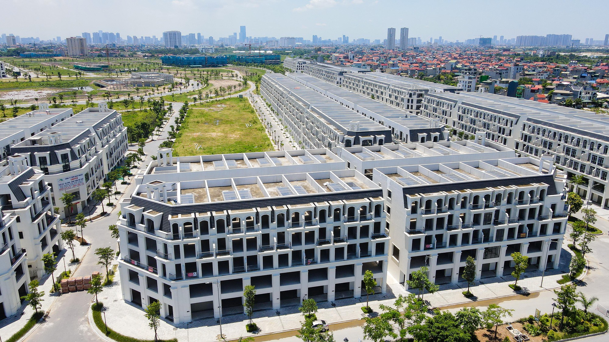 B&ecirc;n trong khu đ&ocirc; thị hơn 140ha vừa bị Thanh tra Ch&iacute;nh phủ chỉ ra loạt sai phạm - Ảnh 6.