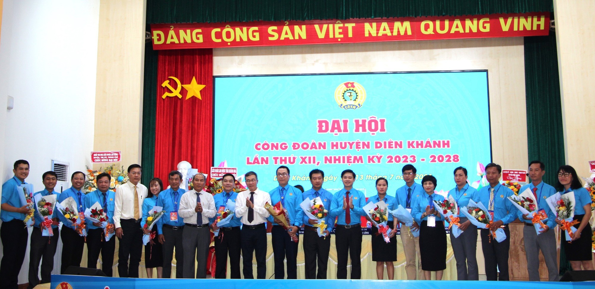 Đoàn viên, người lao động đoàn kết xây dựng Diên Khánh thành thị xã