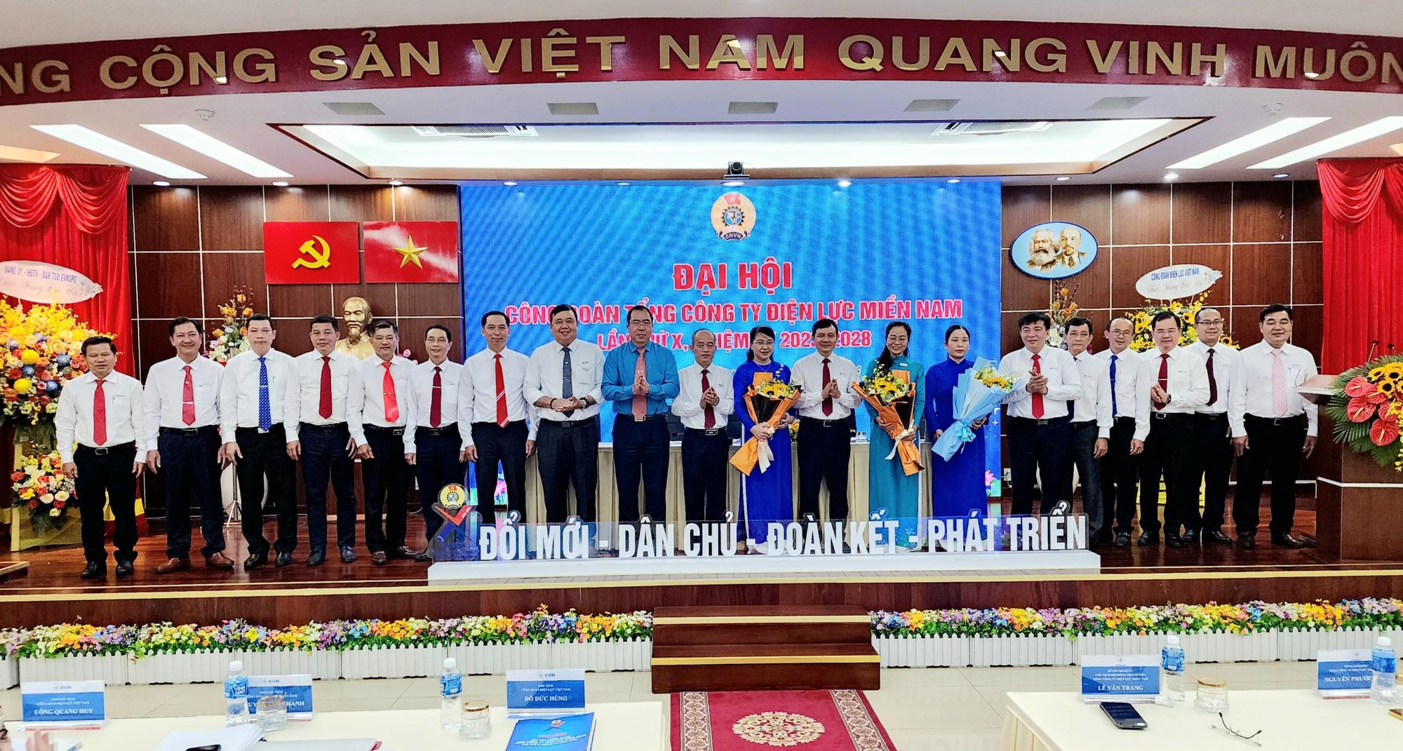 Công đoàn Tổng Công ty Điện lực miền Nam: Chỗ dựa tin cậy cho công nhân - Ảnh 1.