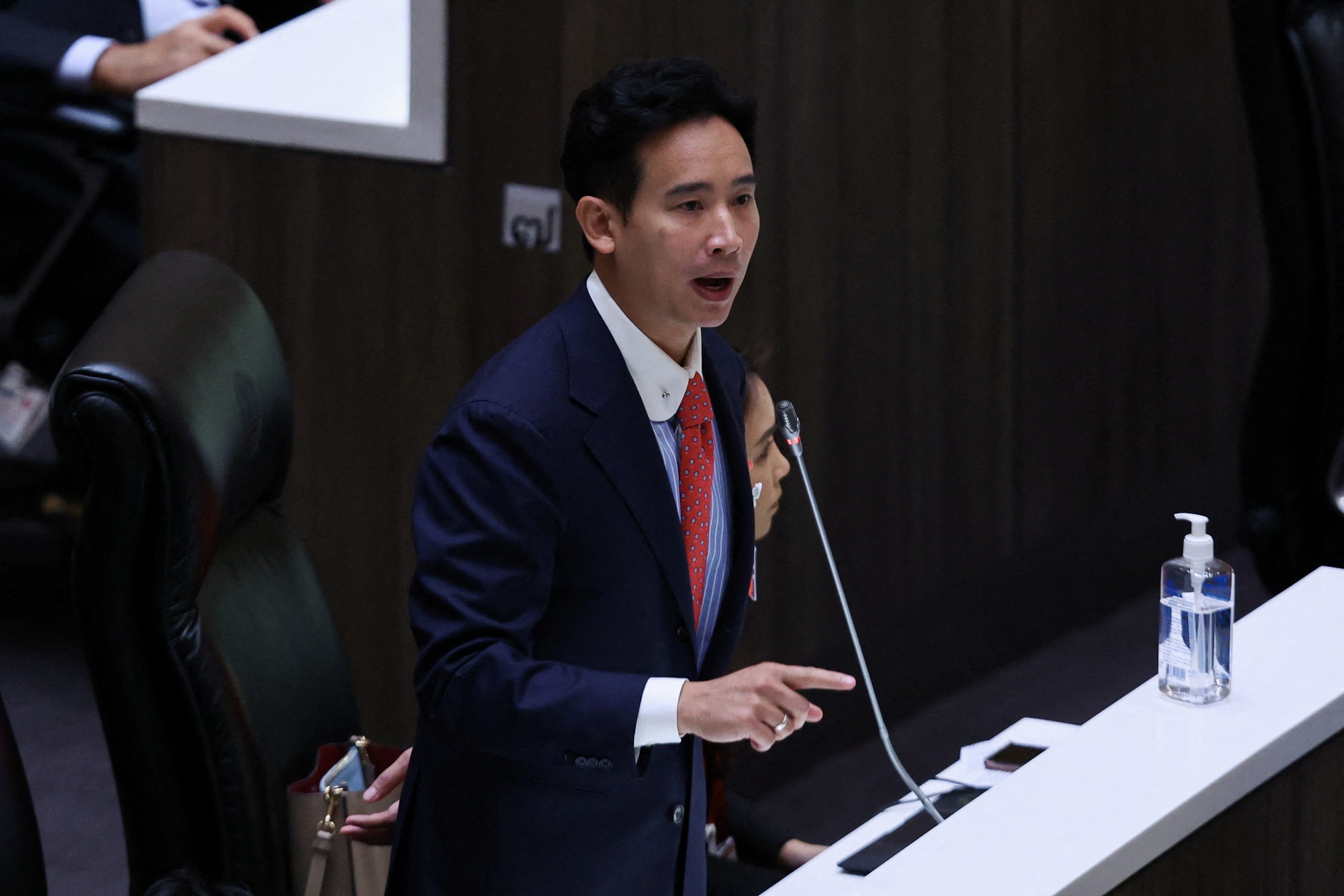 Ông Pita thất bại, Thái Lan vẫn chưa có thủ tướng mới
