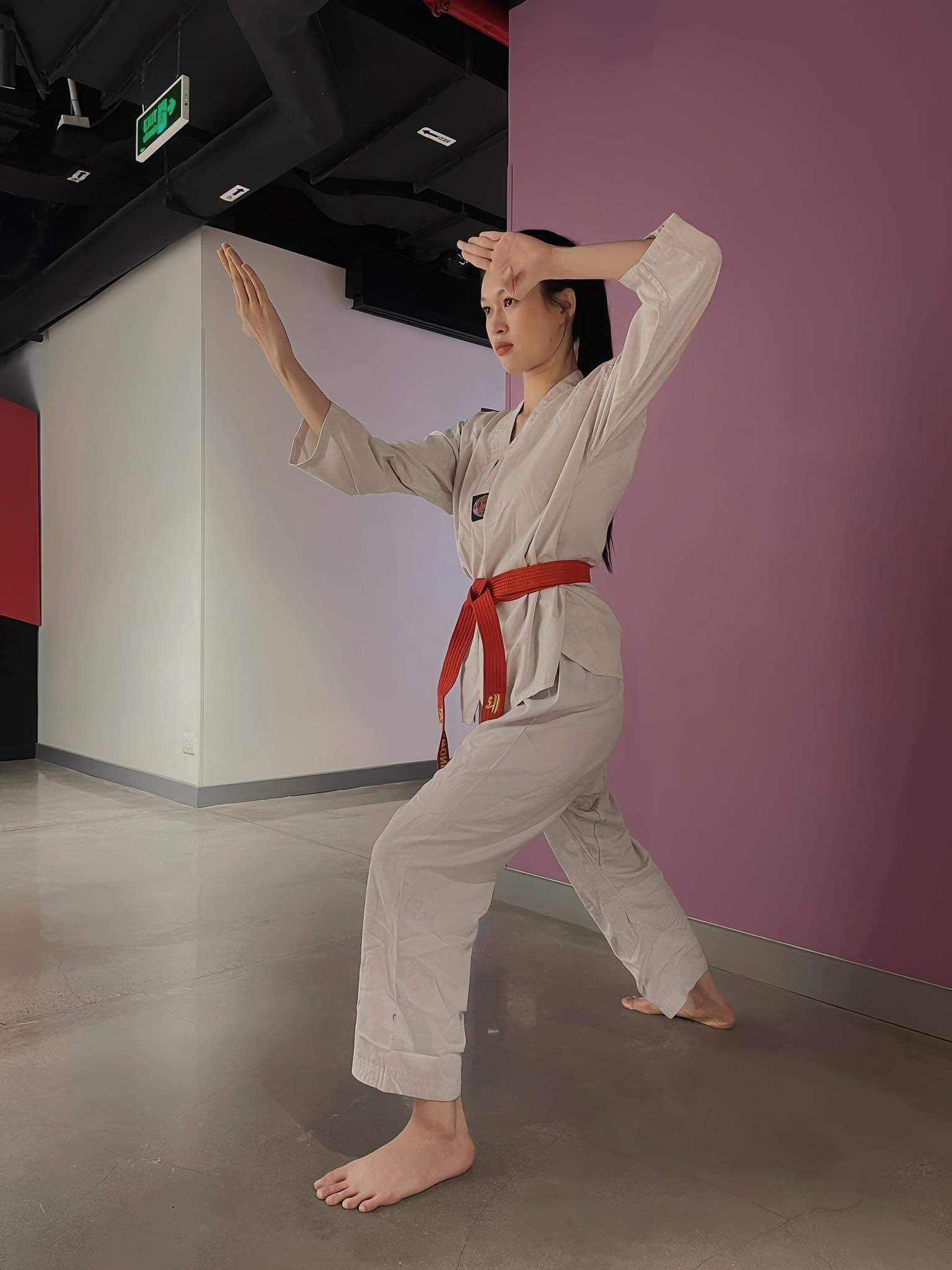 Hoa kh&ocirc;i b&oacute;ng chuyền, kiện tướng Taekwondo v&agrave;o chung kết Miss World Việt Nam - Ảnh 5.