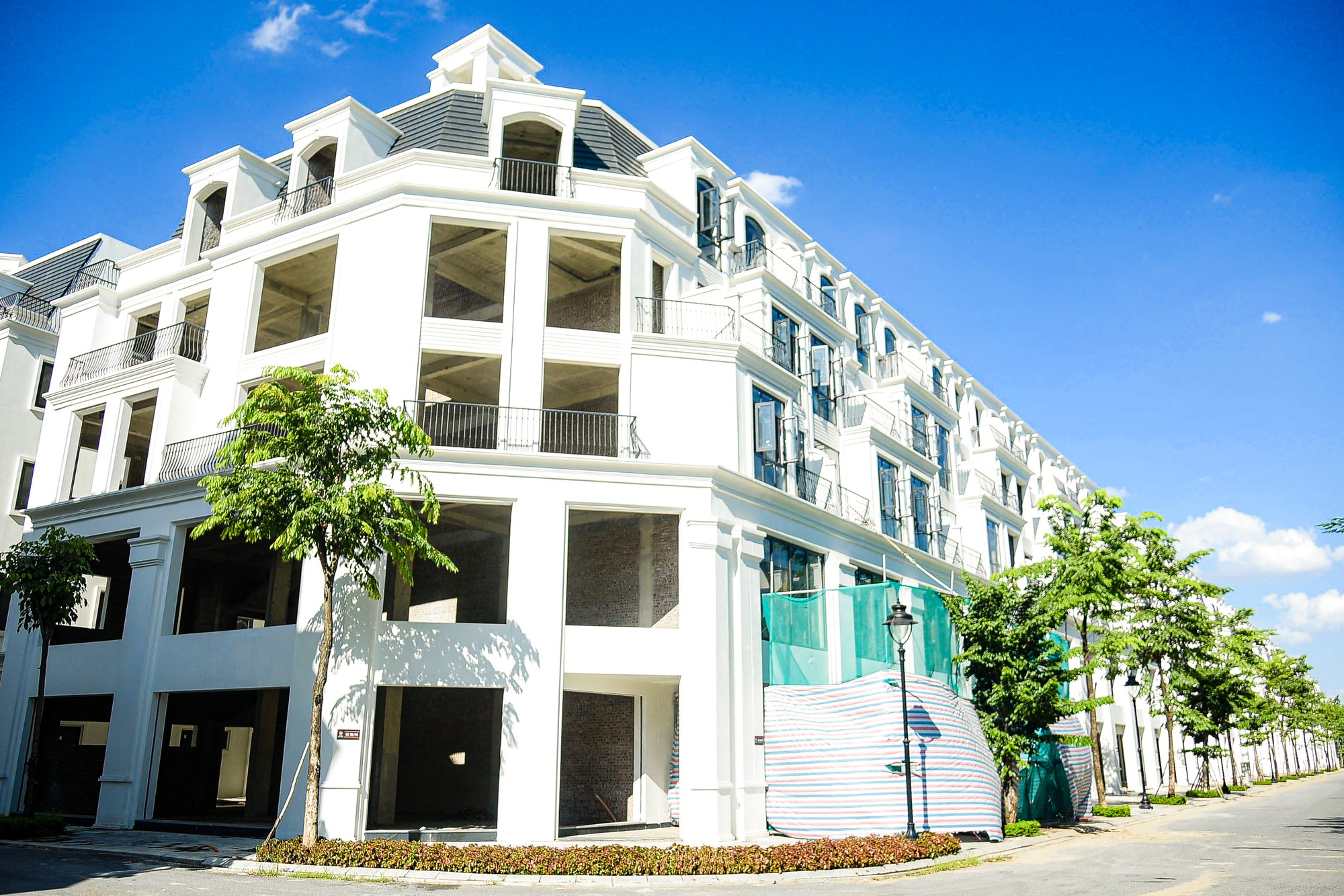 B&ecirc;n trong khu đ&ocirc; thị hơn 140ha vừa bị Thanh tra Ch&iacute;nh phủ chỉ ra loạt sai phạm - Ảnh 14.