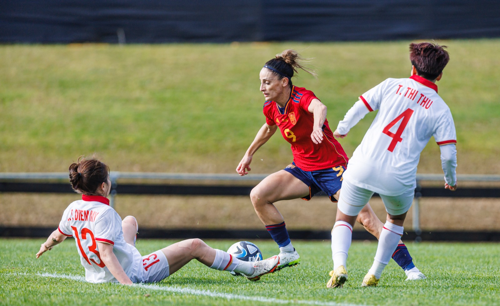 World Cup nữ 2023: Tuyển Việt Nam thua đậm trong trận thử lửa cuối c&ugrave;ng - Ảnh 2.