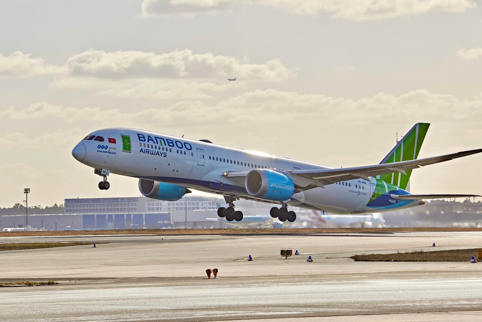 Bamboo Airways lên tiếng khẳng định đang duy trì hoạt động bình thường