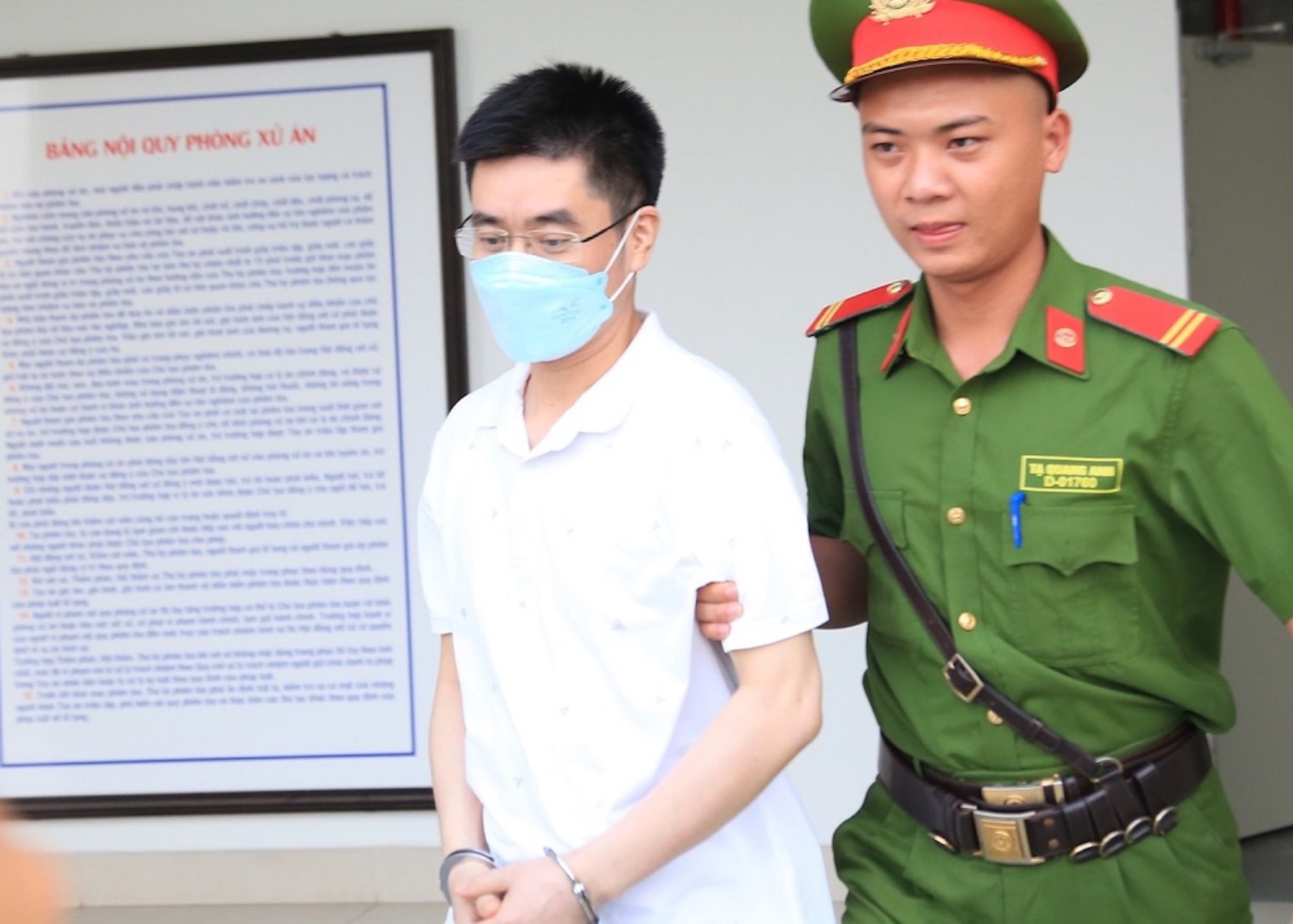 Vụ &aacute;n Chuyến bay giải cứu: Chiếc cặp số b&iacute; ẩn - Ảnh 3.