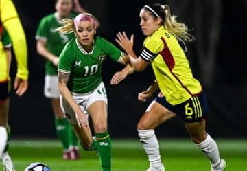 World Cup nữ 2023: Ireland hủy "tổng dợt" sau 20 phút, 1 cầu thủ nhập viện